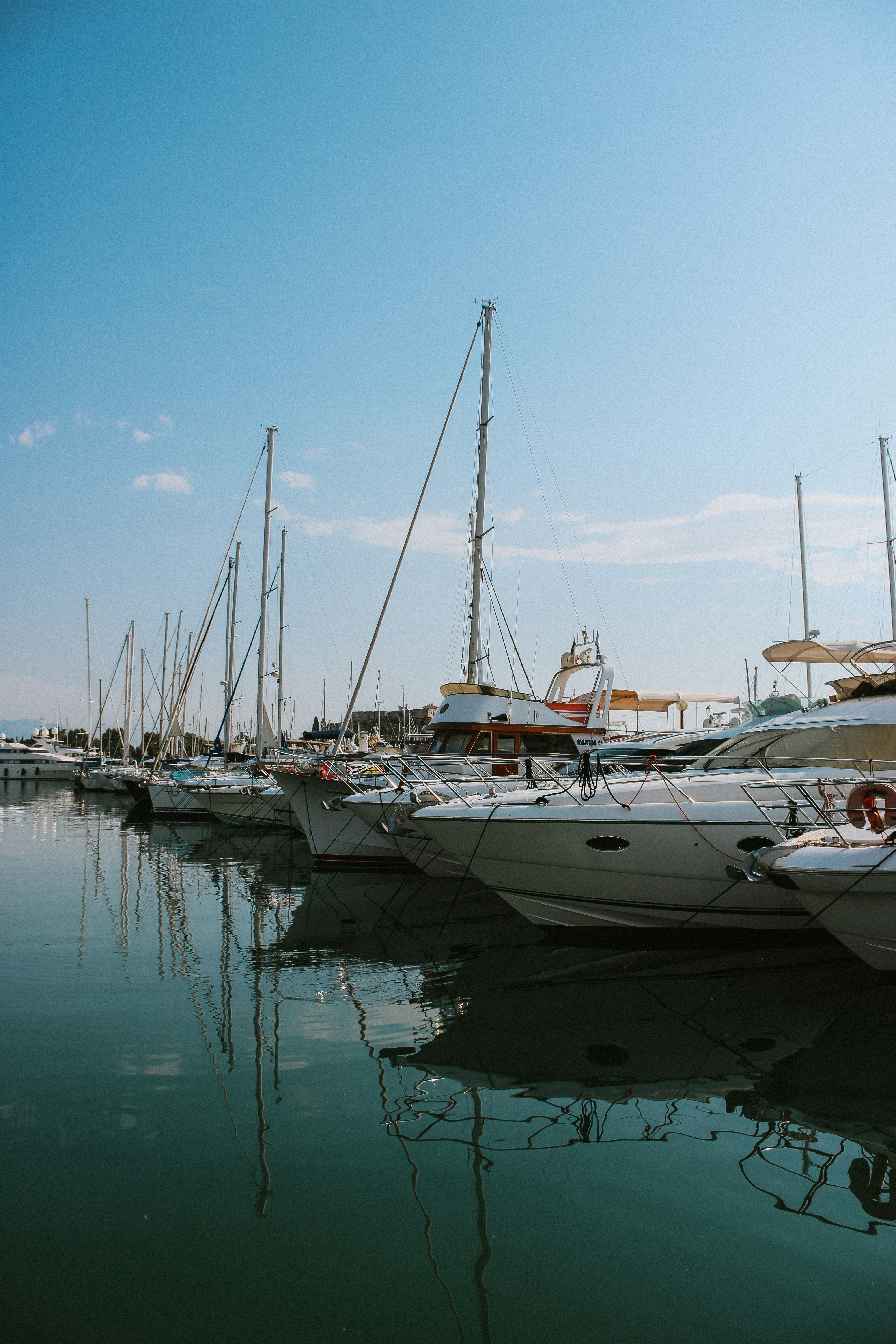 Yacht charter Antibes