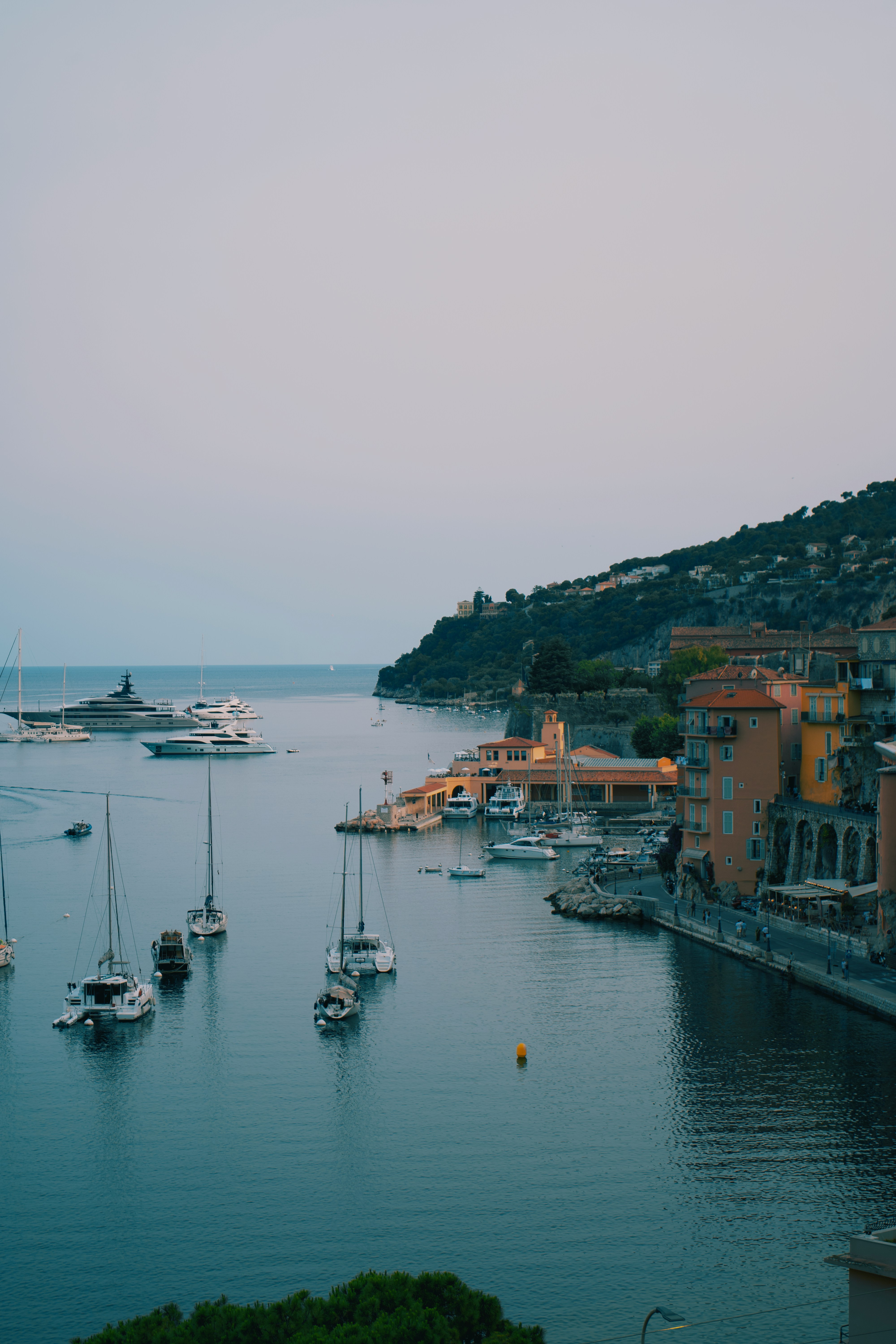 Yacht charter Cannes