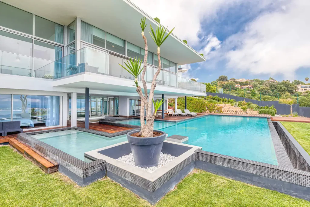 Villa California