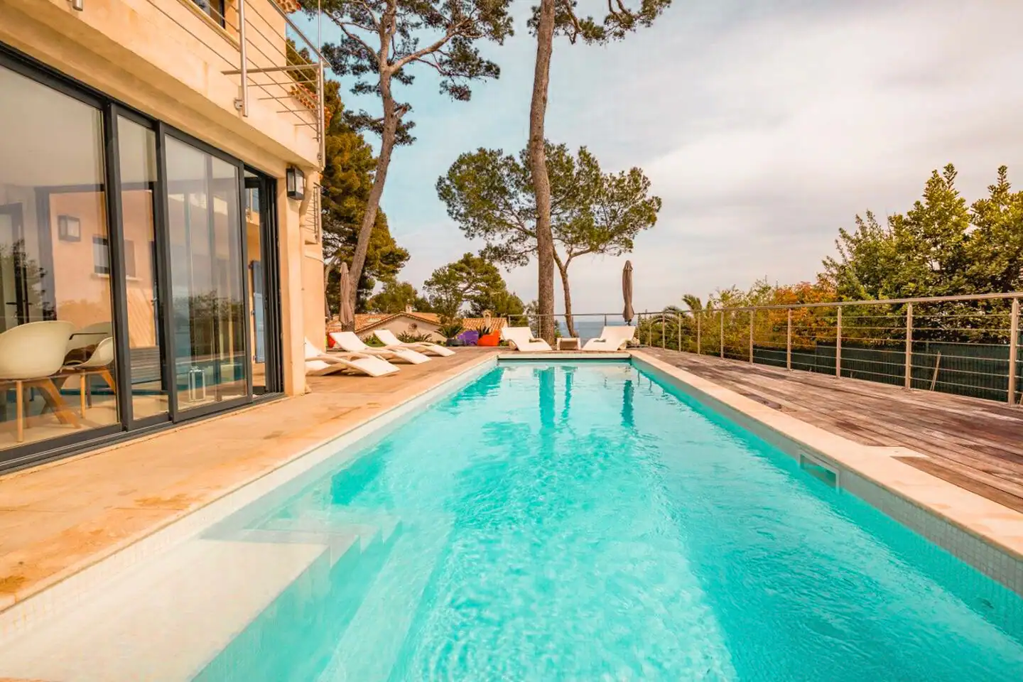 Villa Brise des Pins — luxury villa rental Cannes