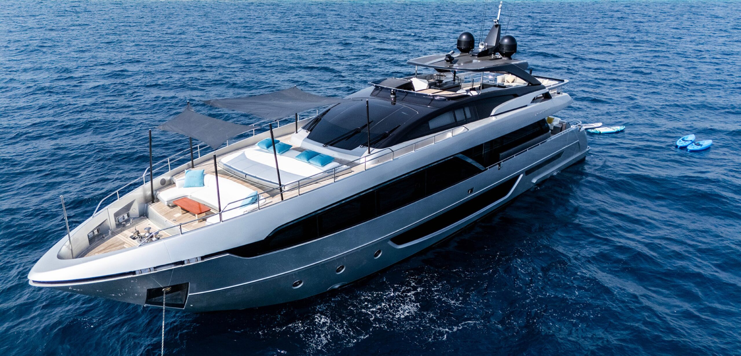 Dark Horse Yacht