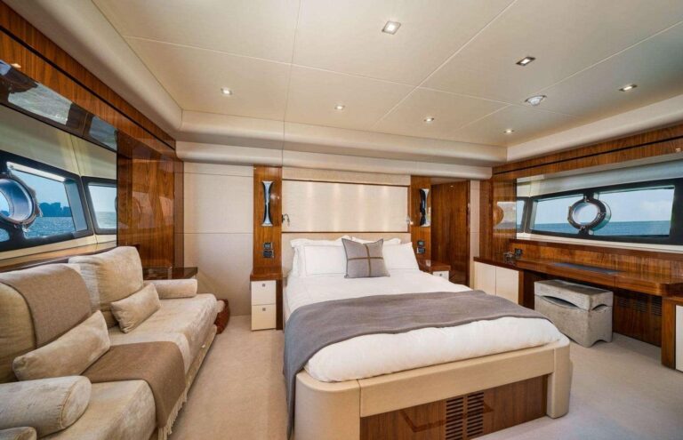 OASIS guest stateroom, yacht charter Monaco