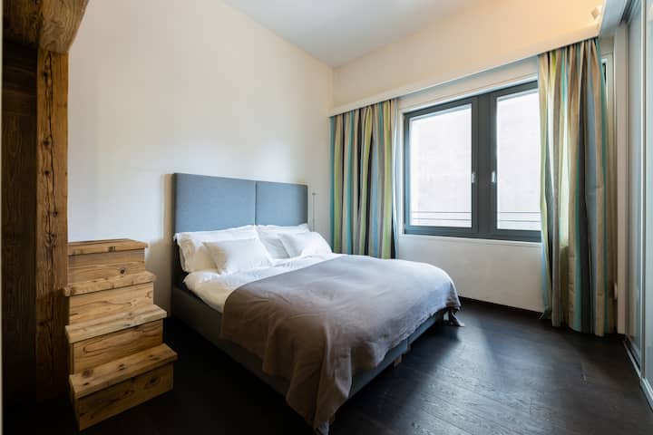 Angelus — guest bedroom