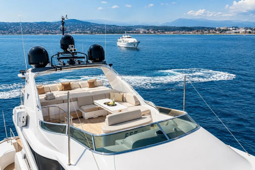 RAMSES II — fly deck lounge overlooking the Bay of Cannes, charter Côte d'Azur